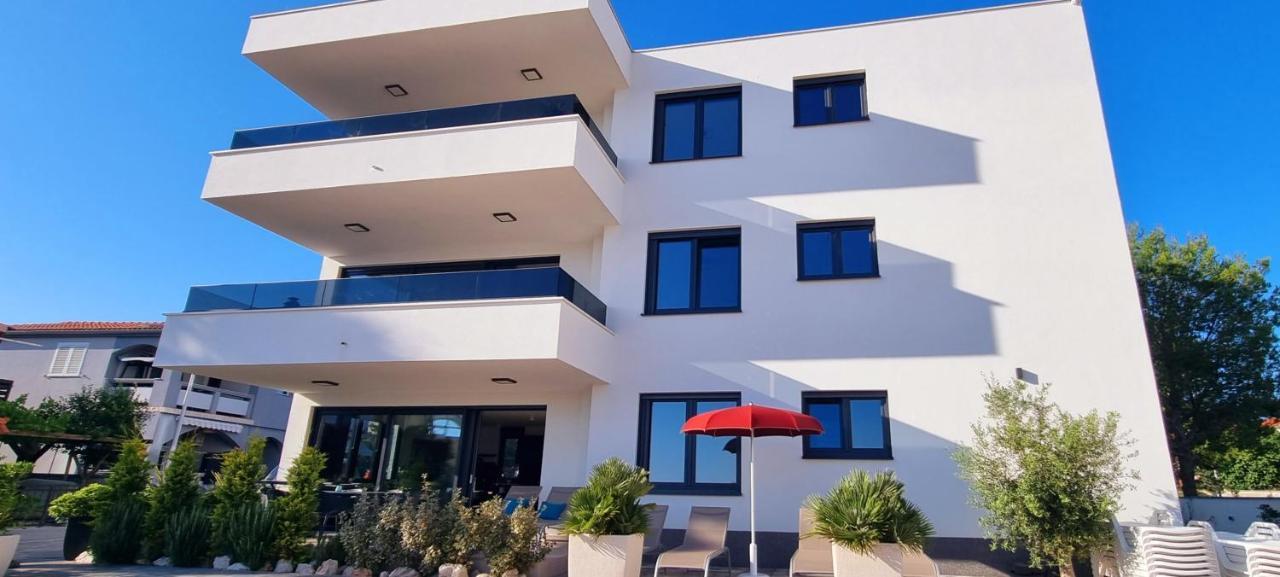 Dinary Apartman Vir Dış mekan fotoğraf
